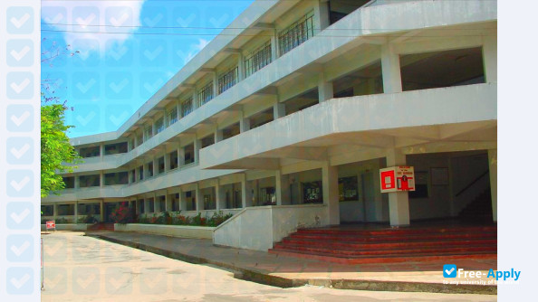 University of Nueva Caceres photo #2