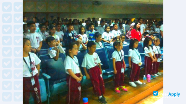 Foto de la Saint Jude College #2