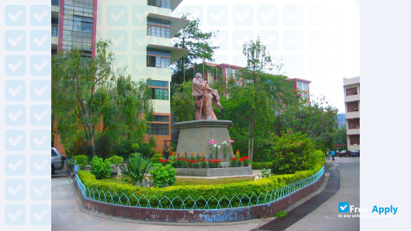 Foto de la Saint Louis University Baguio City #6