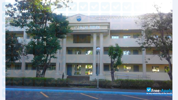 Foto de la University of Rizal System #7