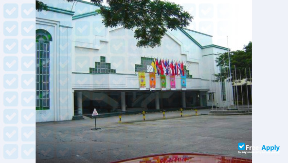 University of Saint La Salle Bacolod photo #15