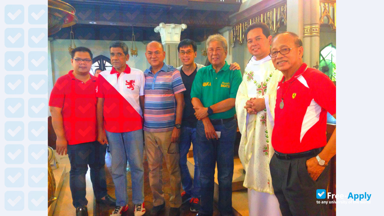Foto de la San Beda College #10