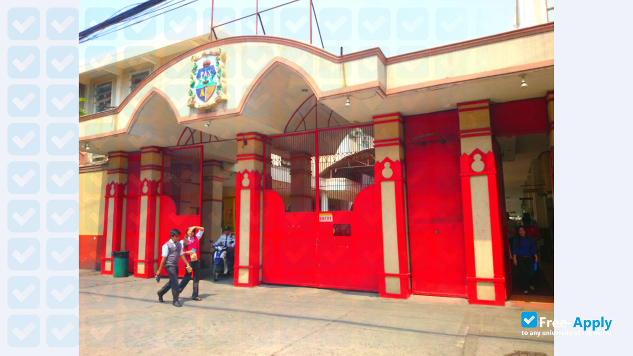 Foto de la San Beda College #7