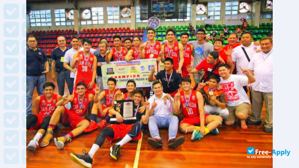 Foto de la San Beda College #8