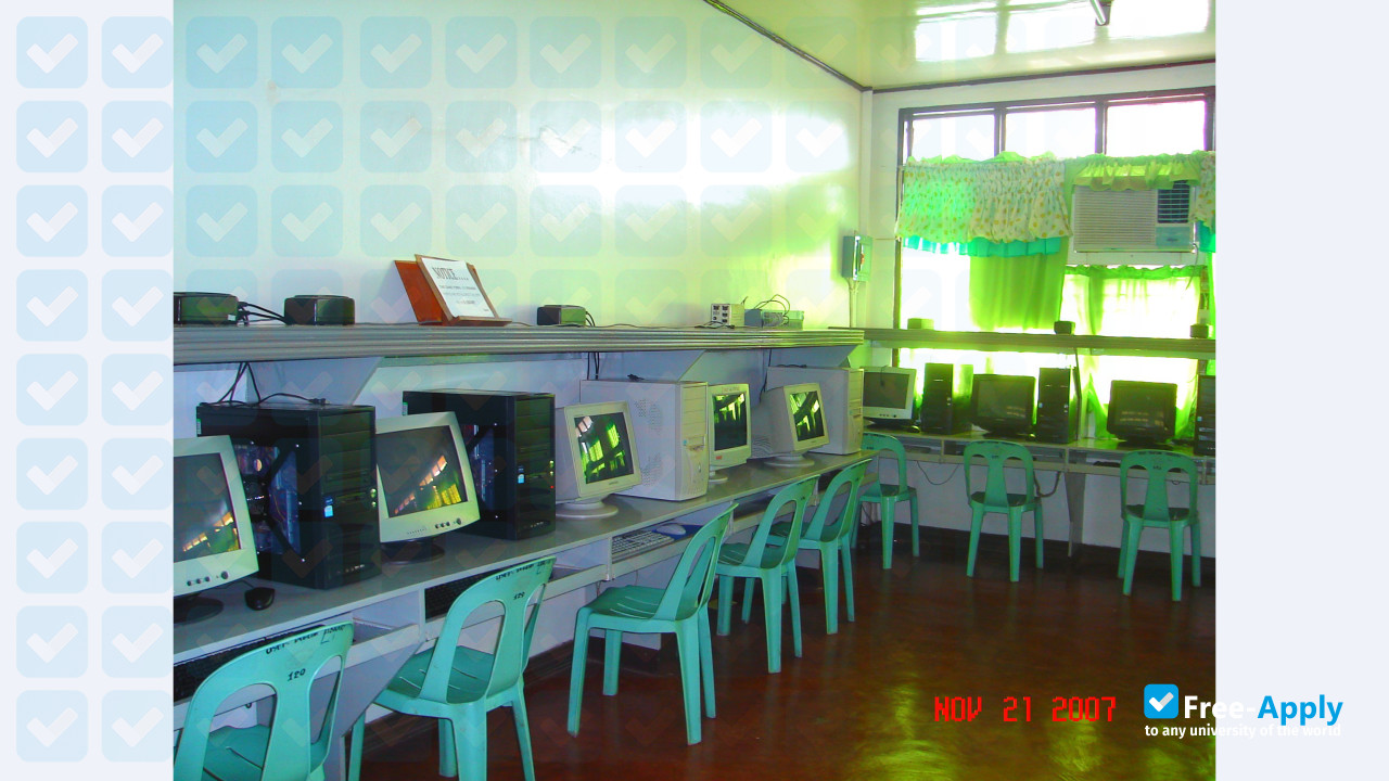 Photo de l’University of Southeastern Philippines #16