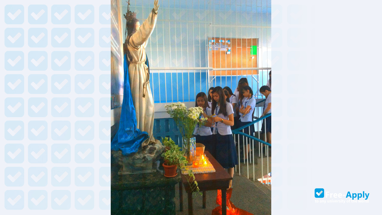 Foto de la University of the Assumption