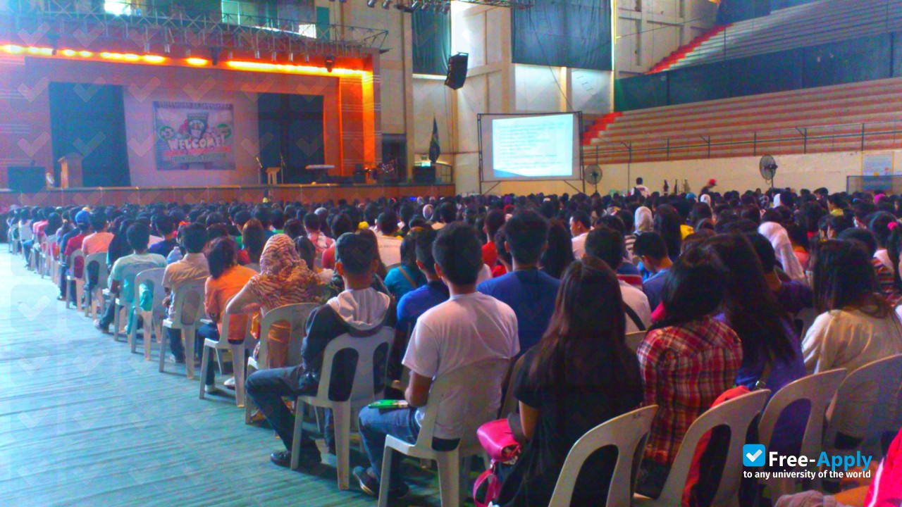 Foto de la Universidad de Zamboanga #2