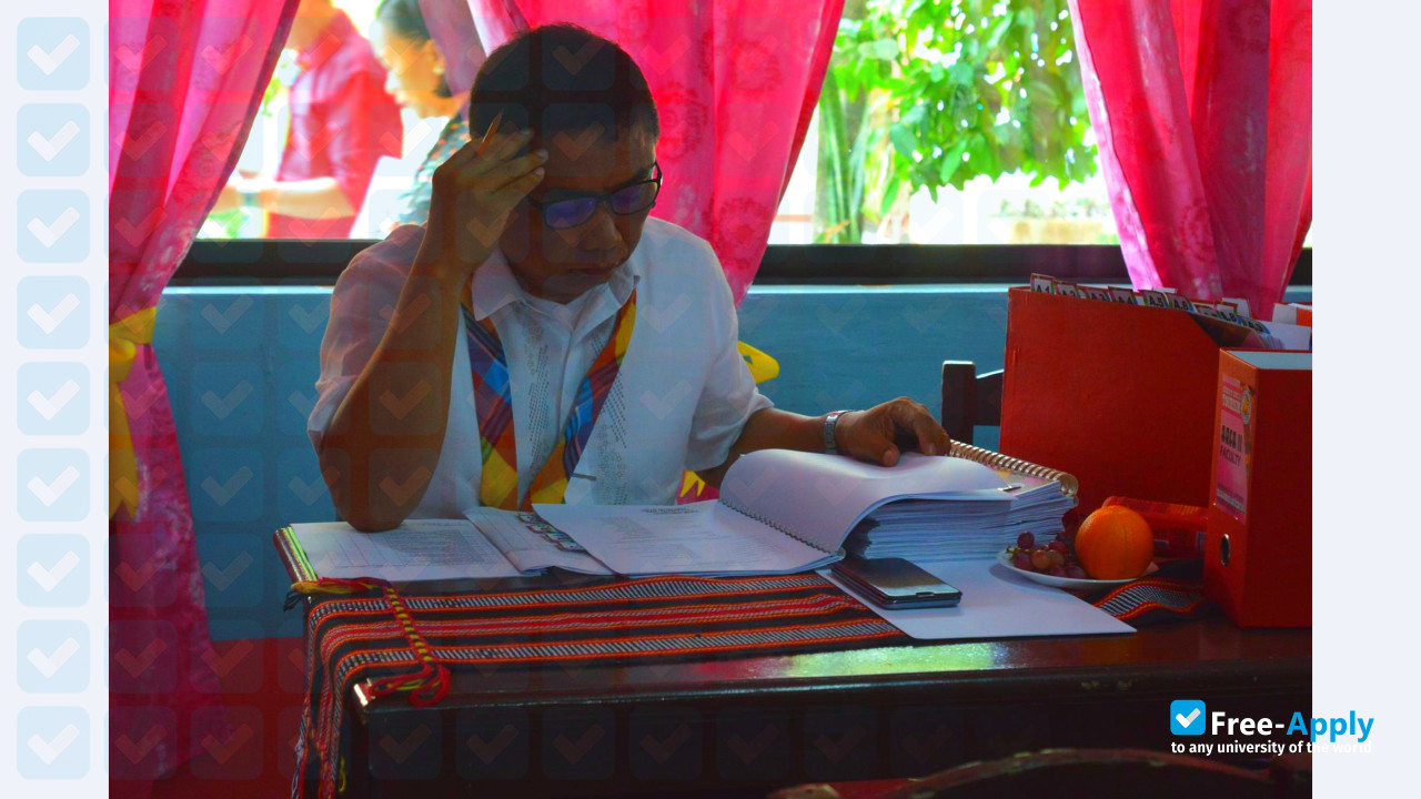 Foto de la University of Antique (Polytechnic State College of Antique) #2