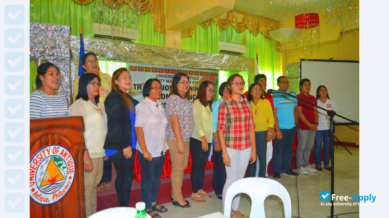 Foto de la University of Antique (Polytechnic State College of Antique) #8