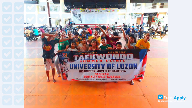 Foto de la University of Luzon #4