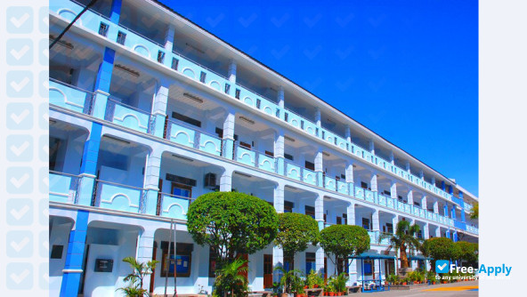 Photo de l’Adamson University #2