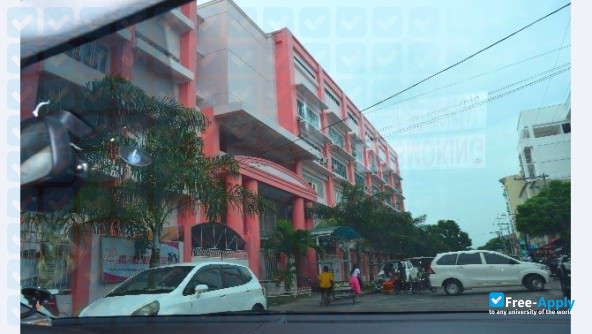 Foto de la University of the Immaculate Conception #4