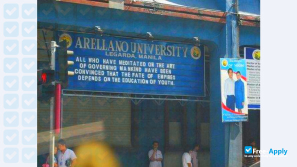 Photo de l’Arellano University #4