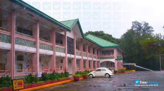 Miniatura de la University of the Philippines Baguio #8