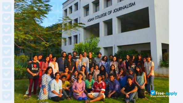Photo de l’Asian Institute of Journalism and Communication #2