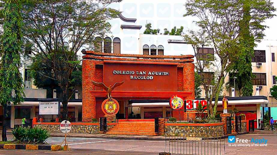 Colegio San Agustin Bacolod photo #1