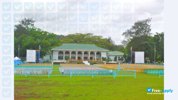 Photo de l’Bicol University #7