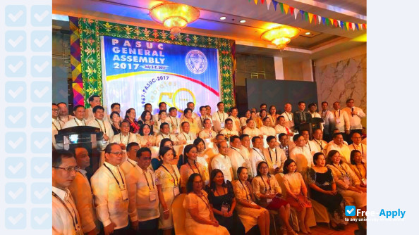 Photo de l’Bicol University #2
