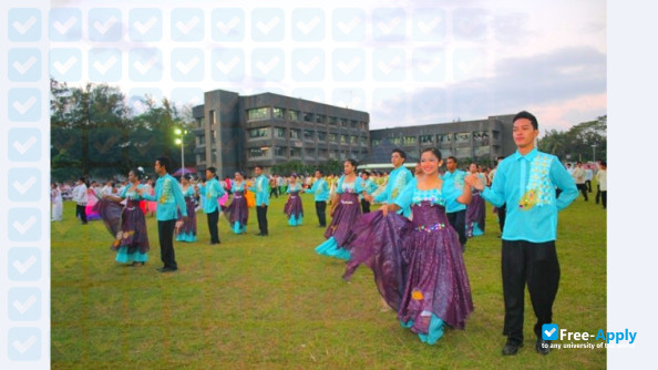 Photo de l’Bicol University #5
