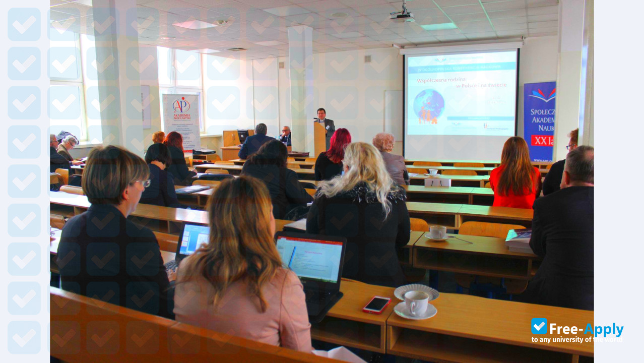 University of Social Sciences photo #7