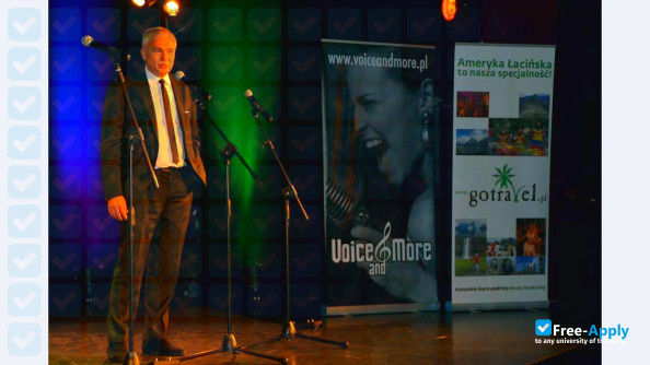 Photo de l’Higher School of Foreign Languages in Warsaw #14