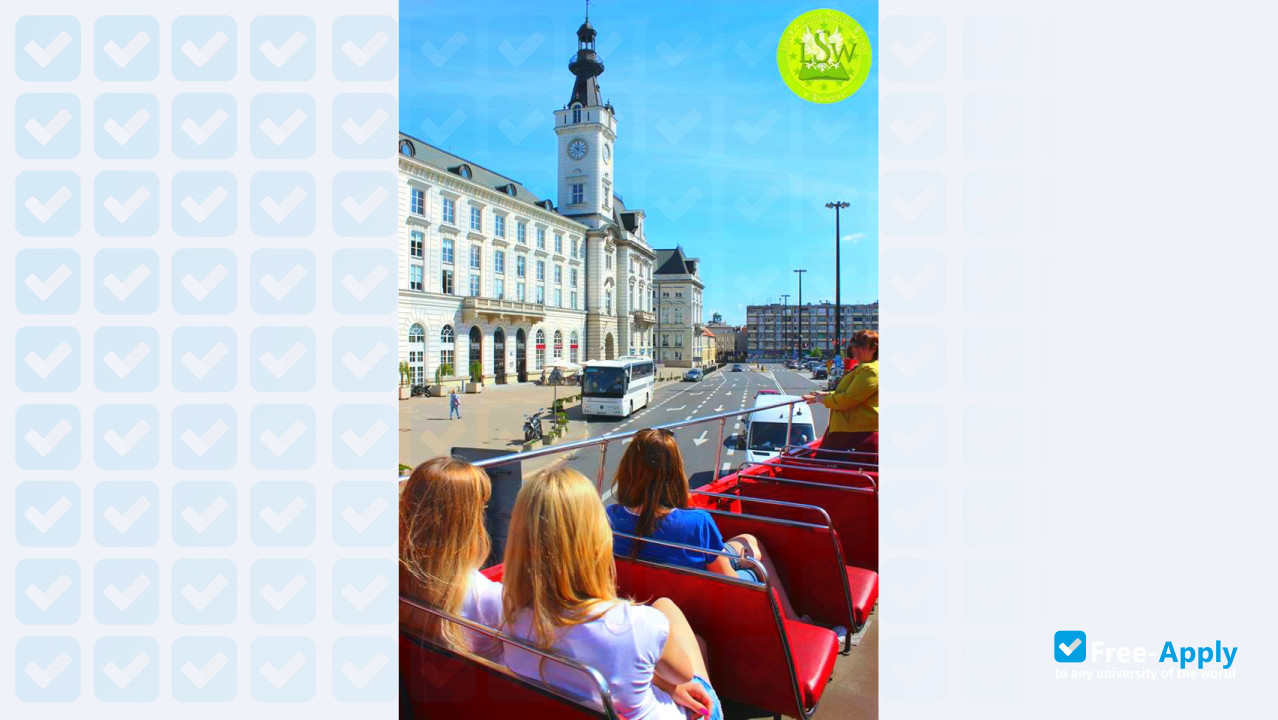 Photo de l’Higher School of Foreign Languages in Warsaw #24