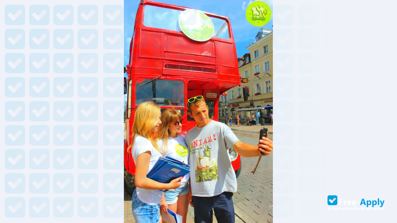 Photo de l’Higher School of Foreign Languages in Warsaw #12