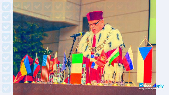 Foto de la Higher School of Local Development in Żyrardów #11