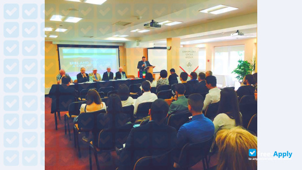 Foto de la Higher School of Local Development in Żyrardów #7