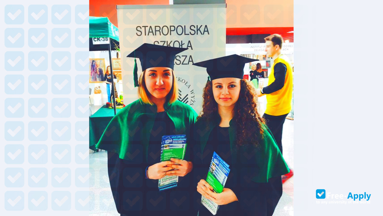 Foto de la Higher School of Local Development in Żyrardów #23