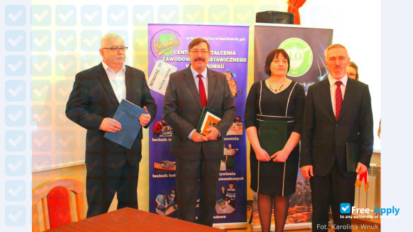Photo de l’Higher School of Management of the Environment in Tuchola #10