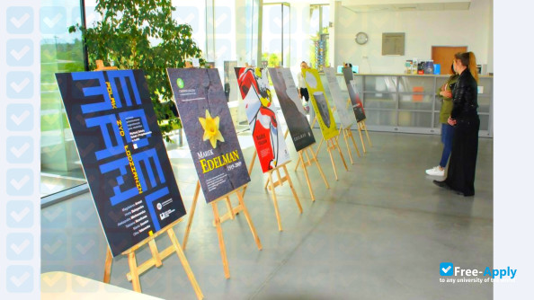 Photo de l’Higher School of Art and Design in Lodz #12