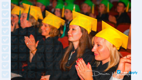 School of Business in Pila photo #5