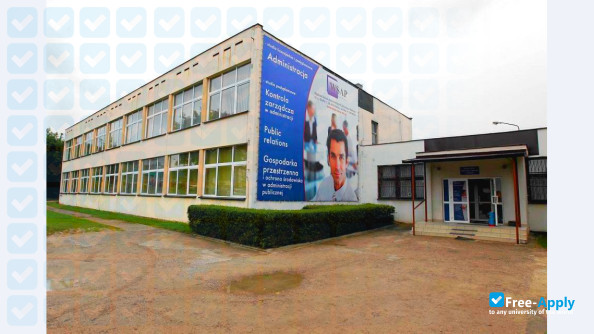 Photo de l’Higher School of Public Administration in Kielce #1