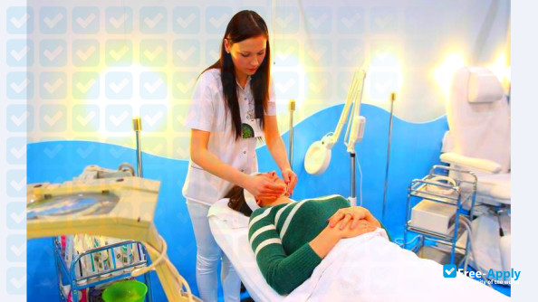 School of Cosmetology and Health Sciences in Lodz фотография №8