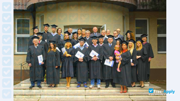 Foto de la Independent University of Business and Government in Warsaw #3