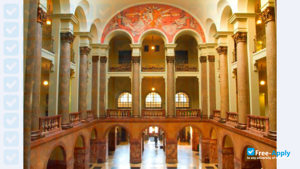 Adam Mickiewicz University photo #13