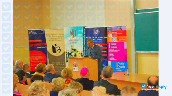Foto de la Kujawska University College in Wloclawek #19