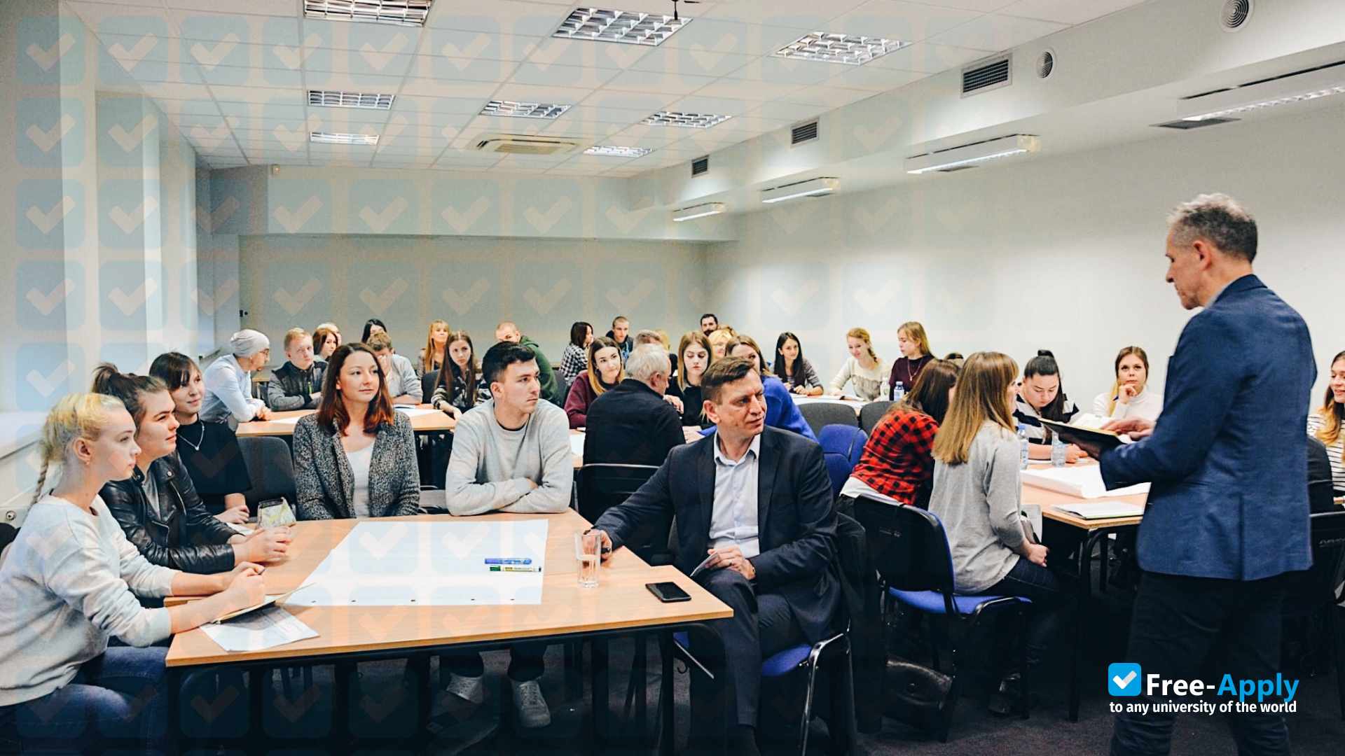 Foto de la Wroclaw Business University of Applied Sciences #8