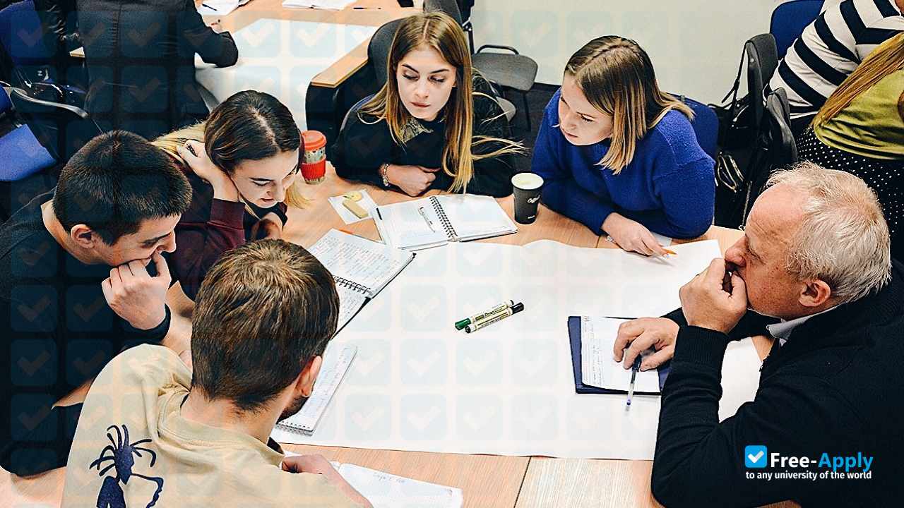 Foto de la Wroclaw Business University of Applied Sciences #4