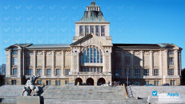 Higher Artistic School in Warsaw photo #6