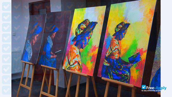Higher Artistic School in Warsaw photo #8