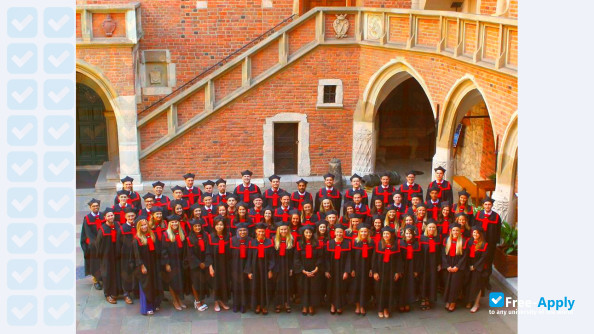 Jagiellonian University Medical College photo #9