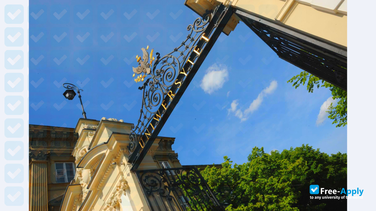Foto de la University of Warsaw #13