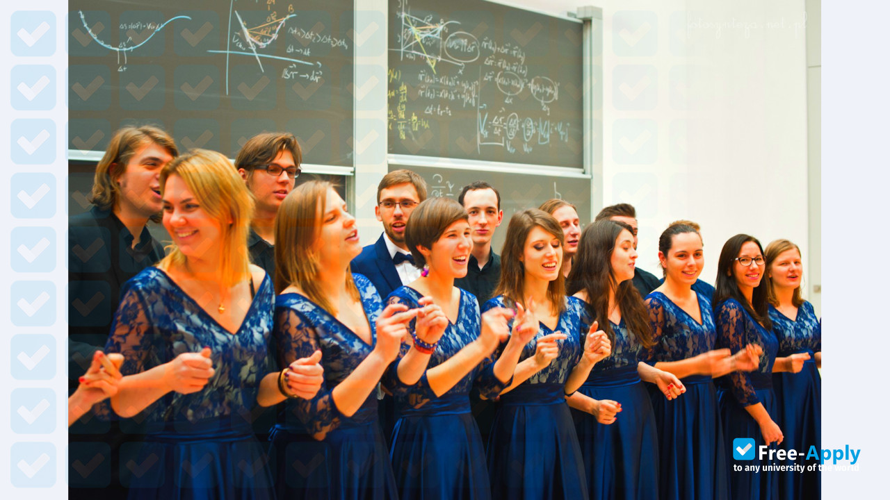 University of Warsaw, Faculty of Mathematics, Informatics and Mechanics photo #3