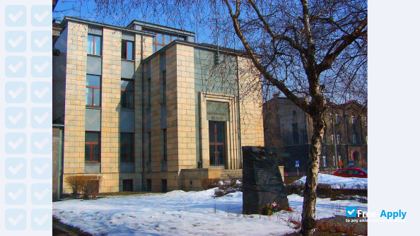 Foto de la Medical Higher School of Silesia in Katowice #2