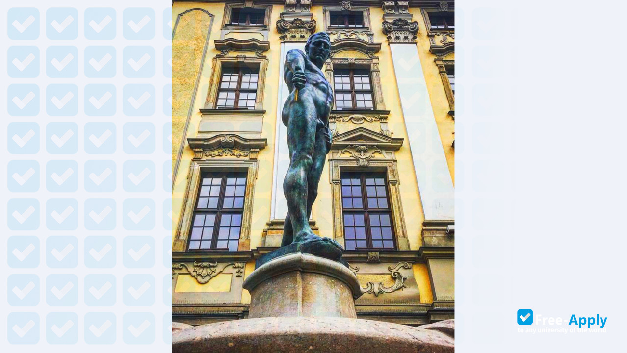 Foto de la University of Wroclaw #11