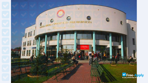 Photo de l’Higher School of Social and Environmental Sciences in. W. Pola in Lublin