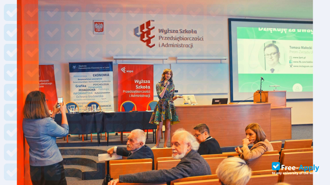 College of Enterprise and Administration in Lublin фотография №3
