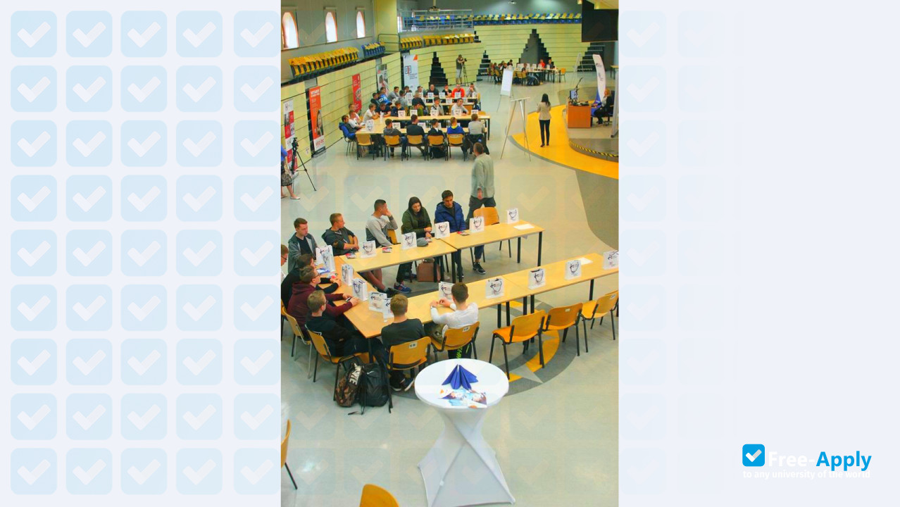 Photo de l’State Higher Vocational School in Legnica #12